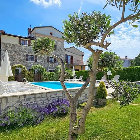 Olimpia 3 Διαμέρισμα *